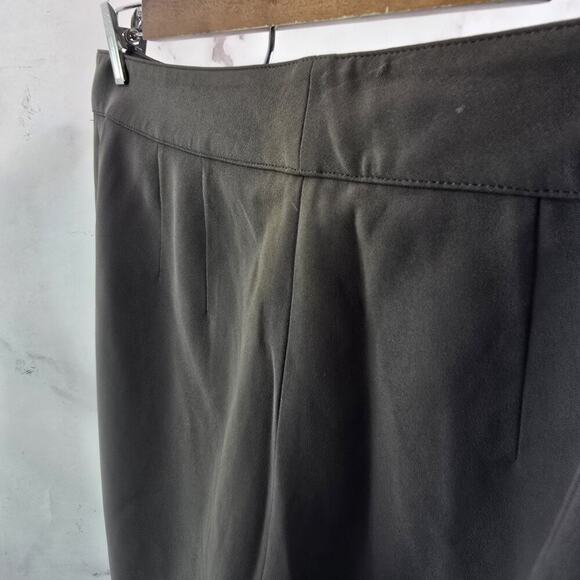 St John Pants Womens 10 Petite Grey Short Trouser Hemmed Business High Rise - Picture 6 of 14